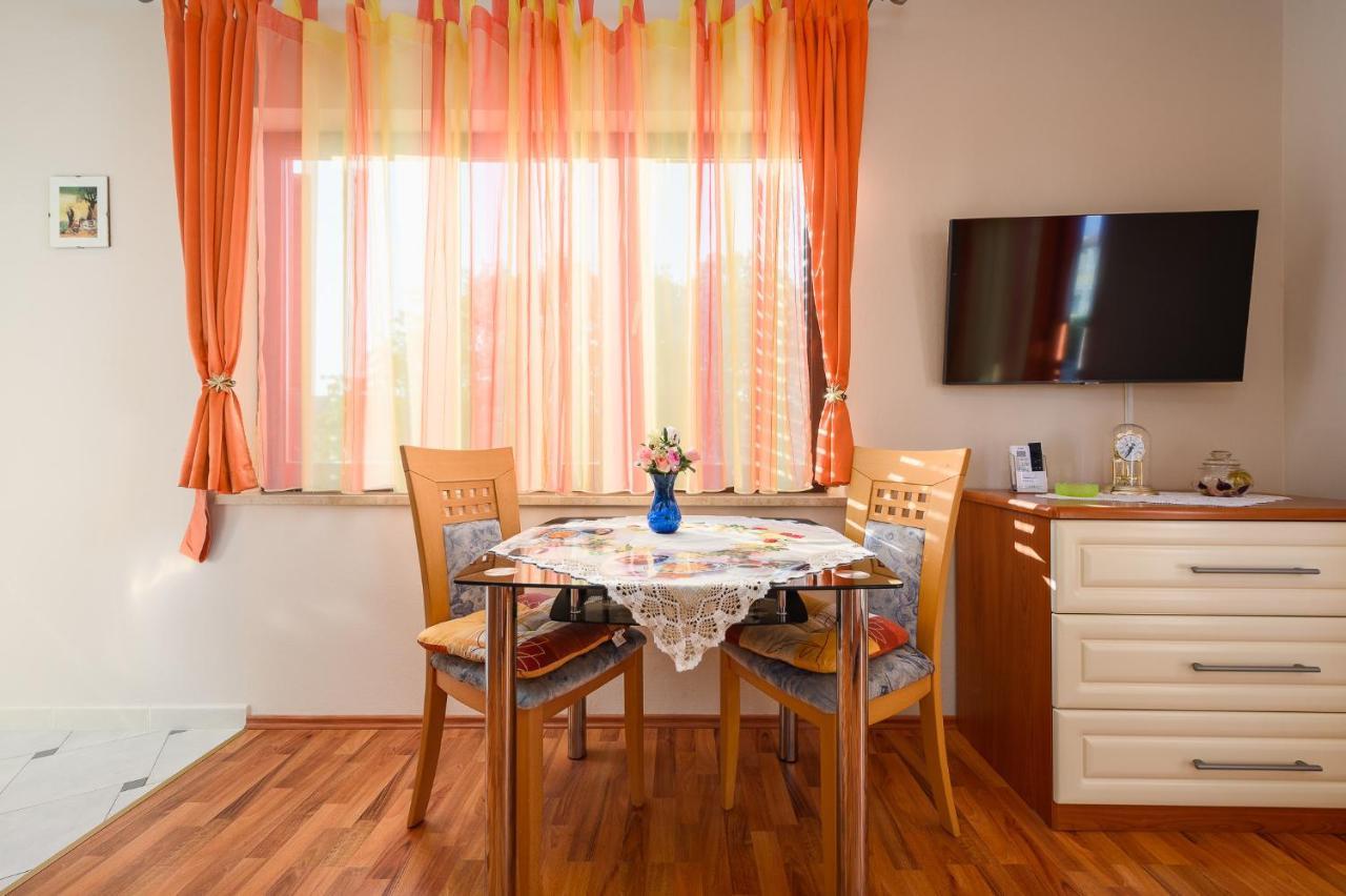 Appartement House Alma à Poreč Extérieur photo